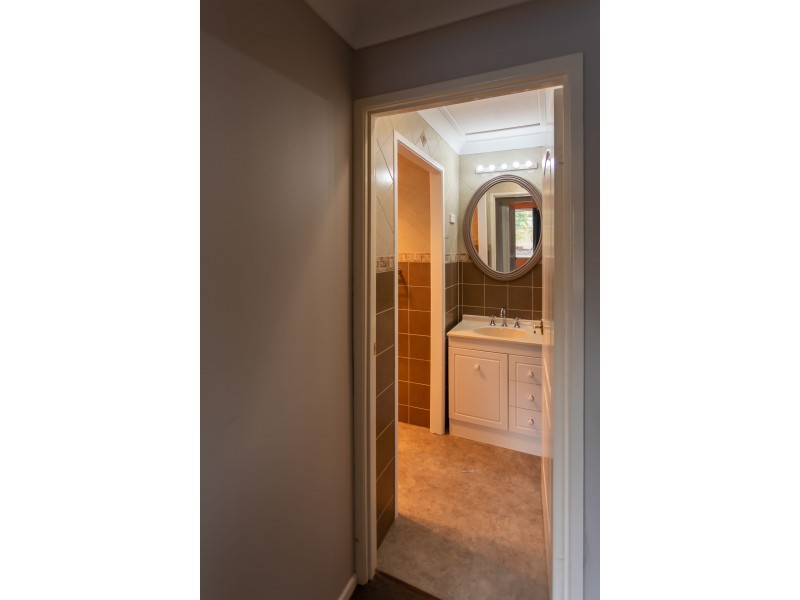 9 Suncross Place, Emerald QLD 4720