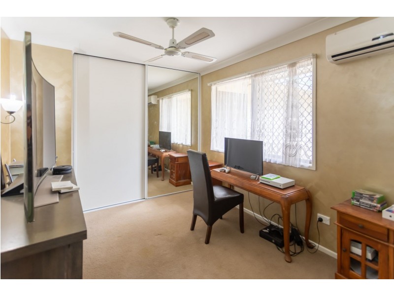 9 Suncross Place, Emerald QLD 4720