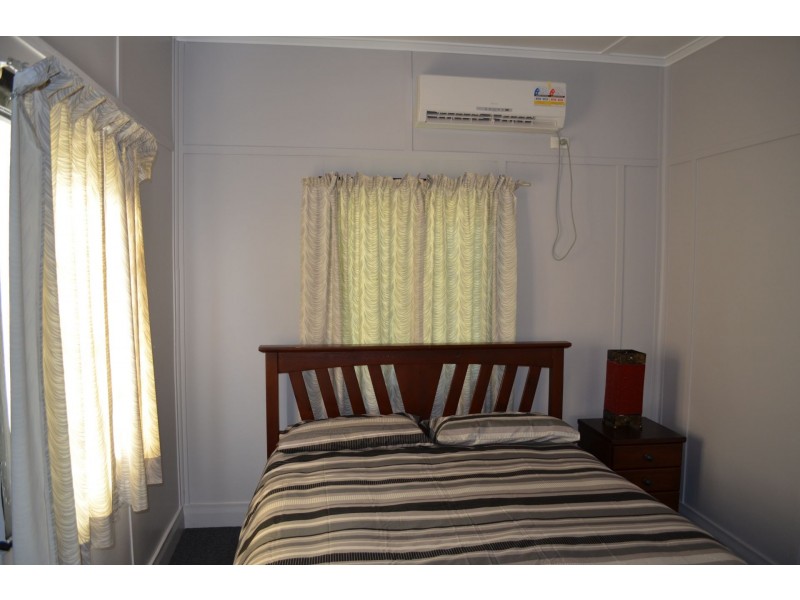 31 Kelman St, Taroom QLD 4420