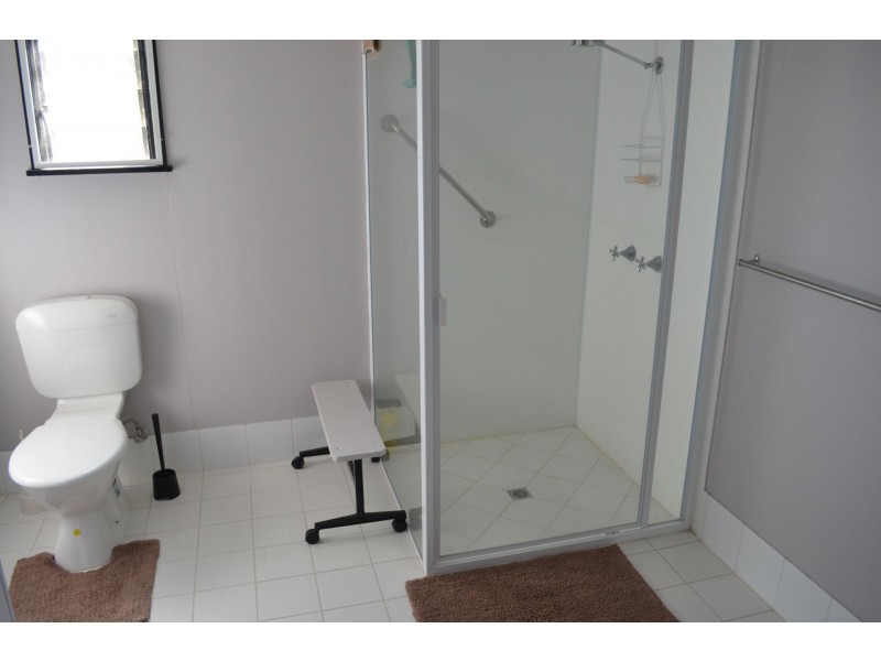 31 Kelman St, Taroom QLD 4420