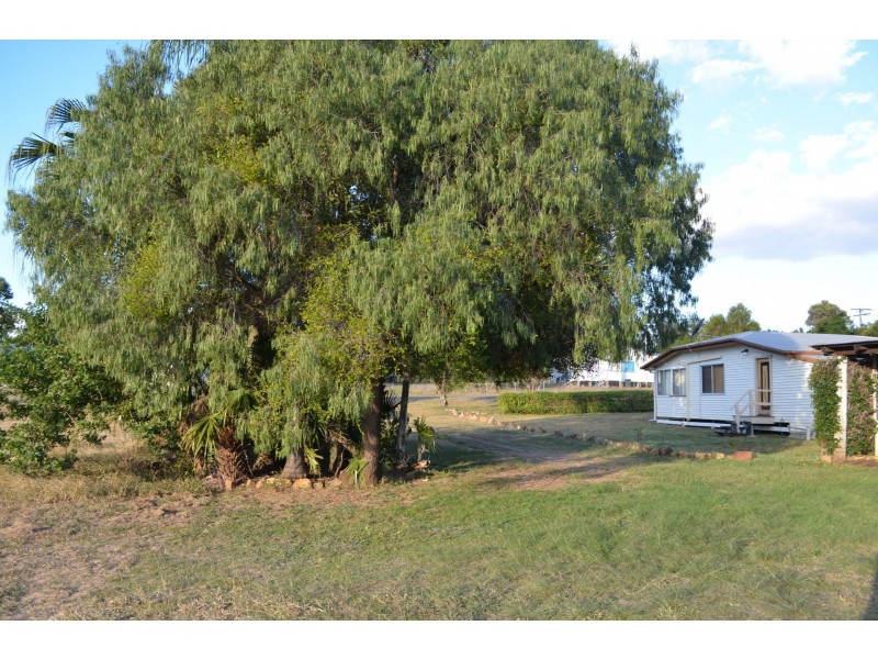 31 Kelman St, Taroom QLD 4420