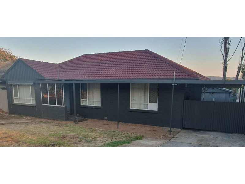 23 Vida Avenue, Redwood Park SA 5097