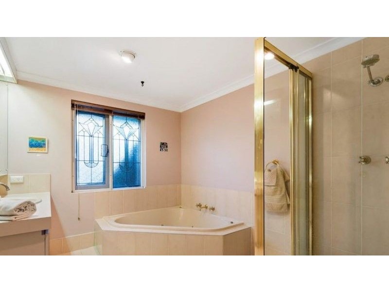 18 Kingsway, Nedlands WA 6009