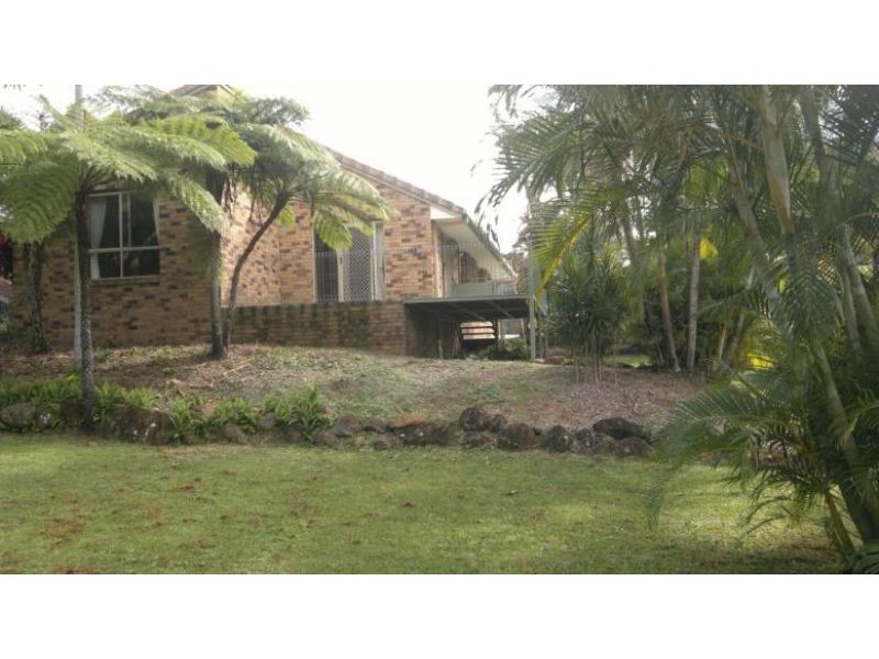 76 Ash Dr, Banora Point NSW 2486