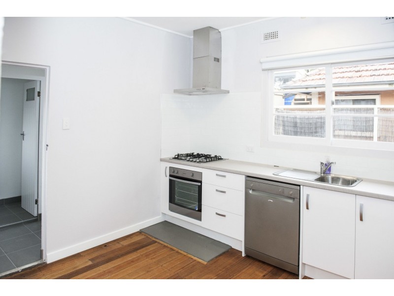 16 Yarrabin Street, Brunswick West VIC 3055