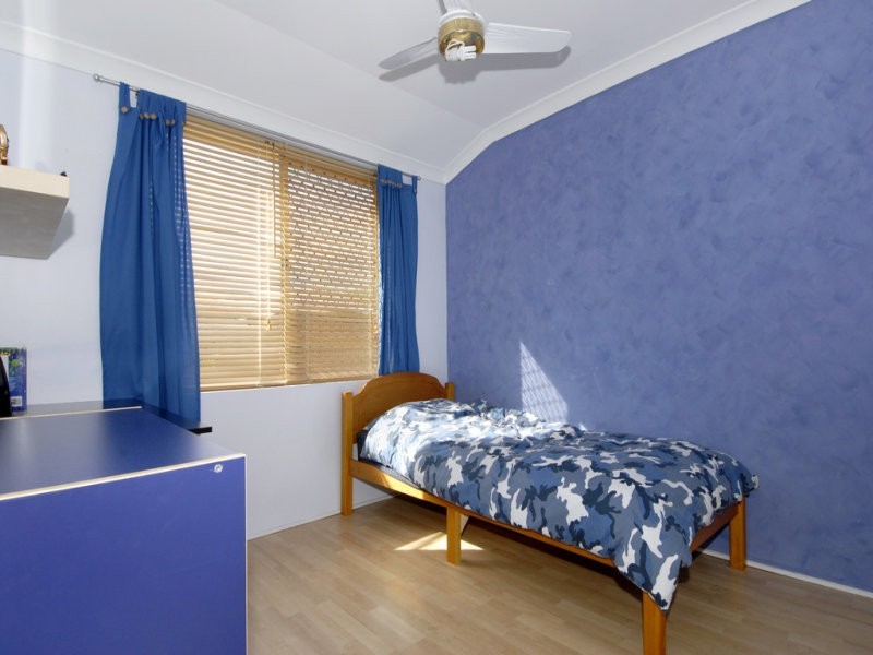 18 St Laurent Mews, Port Kennedy WA 6172