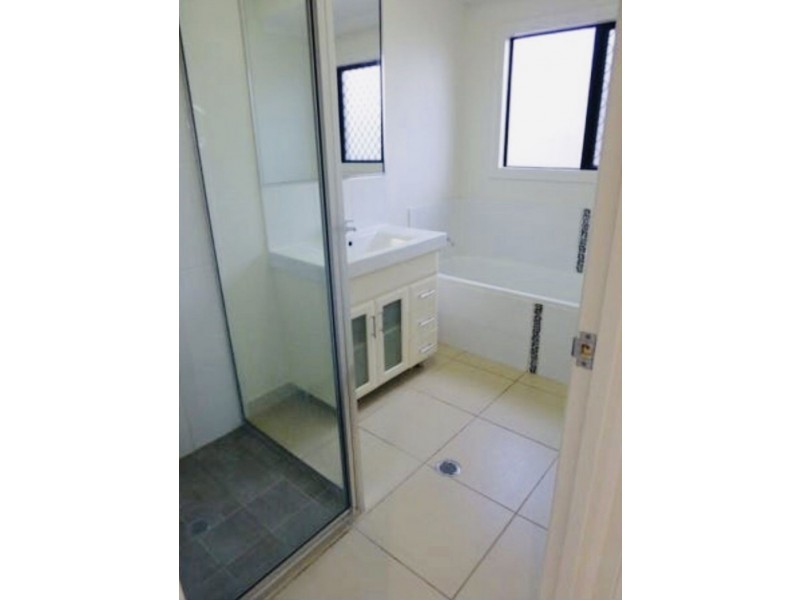 4 Oregon St, Deeragun QLD 4818