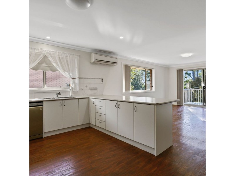 24 Thomson Pde, Dalmeny NSW 2546