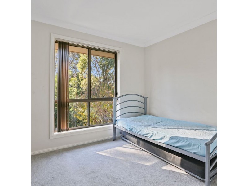 24 Thomson Pde, Dalmeny NSW 2546