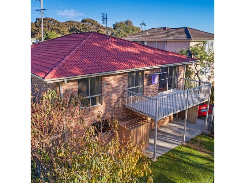 24 Thomson Pde, Dalmeny NSW 2546