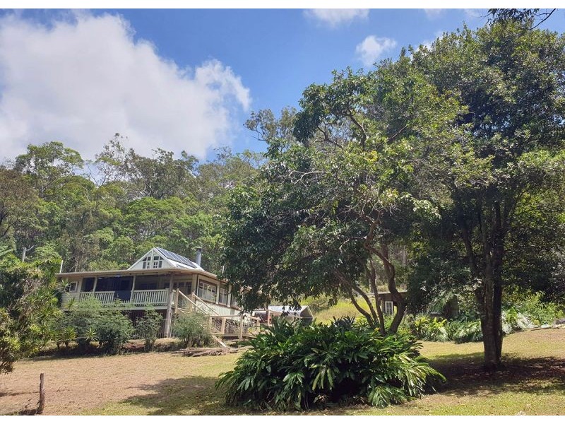 2 Newinga Rd, Wolvi QLD 4570