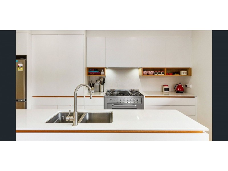 27 Fisher Avenue, Sandy Bay TAS 7005