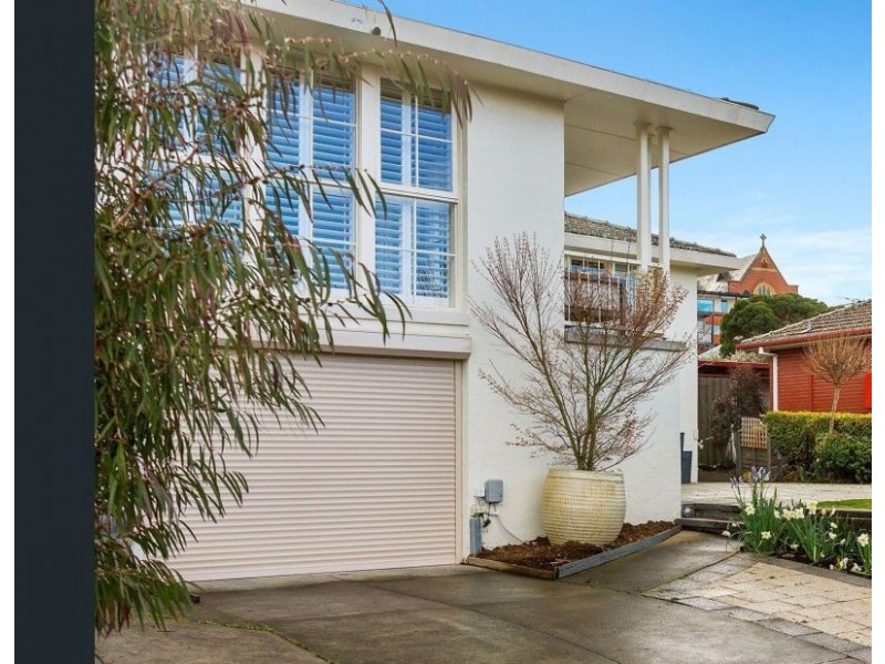 27 Fisher Avenue, Sandy Bay TAS 7005