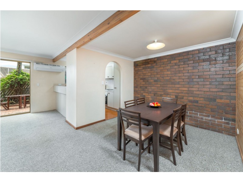 1/18 Montrose Road, Taringa QLD 4068