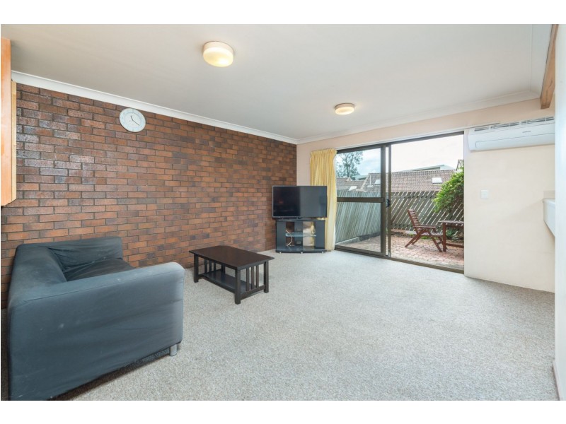 1/18 Montrose Road, Taringa QLD 4068