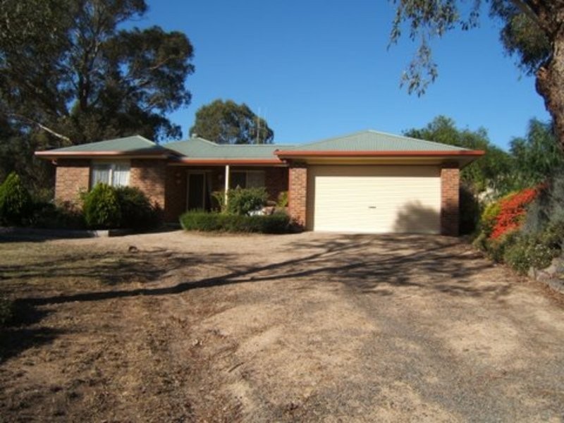 82 Caldwell Street, Heathcote VIC 3523