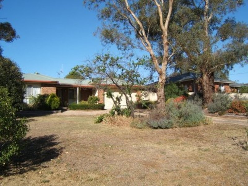 82 Caldwell Street, Heathcote VIC 3523