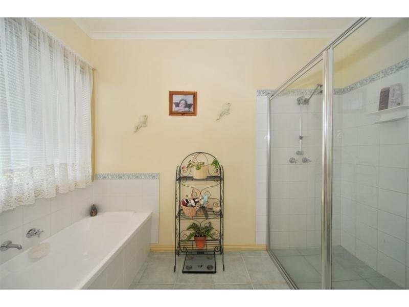 82 Caldwell Street, Heathcote VIC 3523