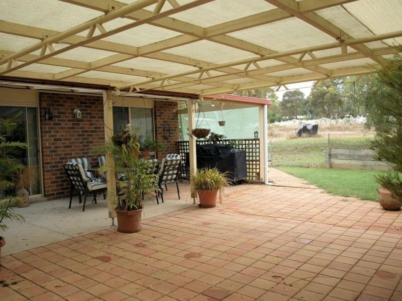 82 Caldwell Street, Heathcote VIC 3523