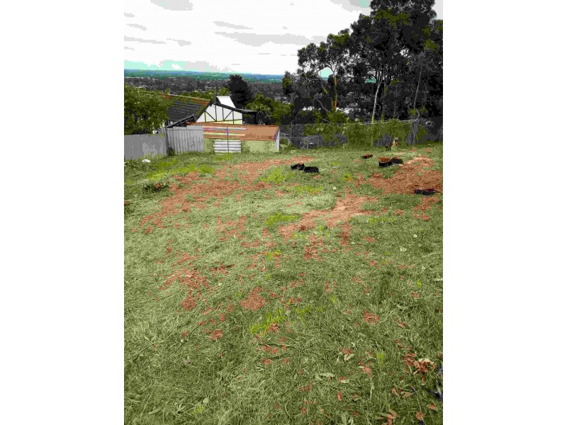 18 Looranah Street, Mount Nasura WA 6112