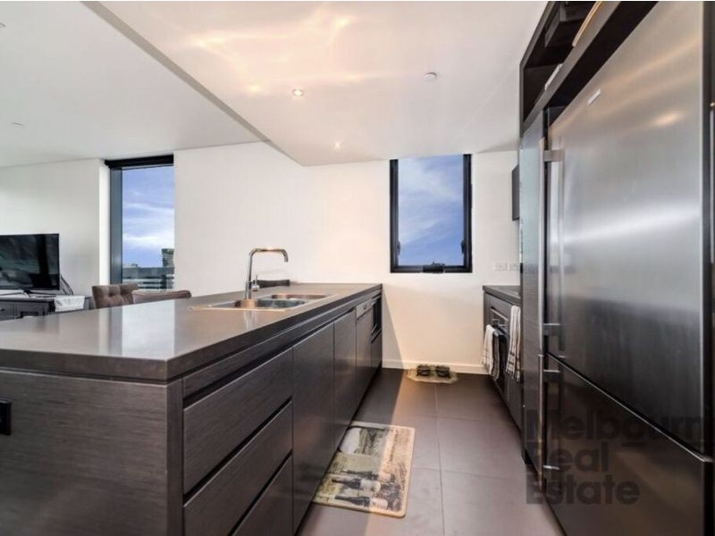 246/8 Waterside Place, Docklands VIC 3008