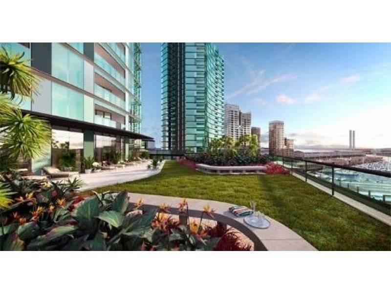 246/8 Waterside Place, Docklands VIC 3008
