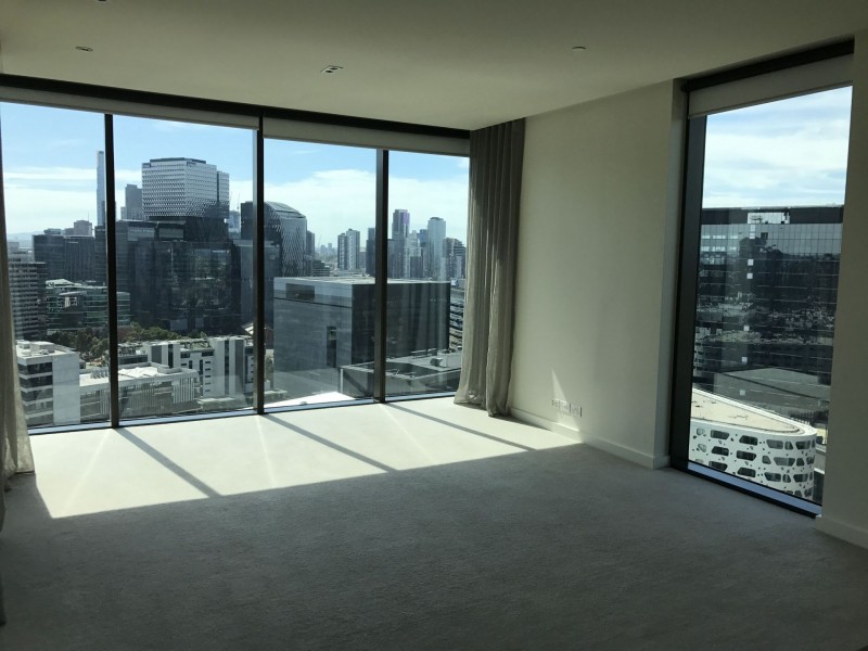 246/8 Waterside Place, Docklands VIC 3008