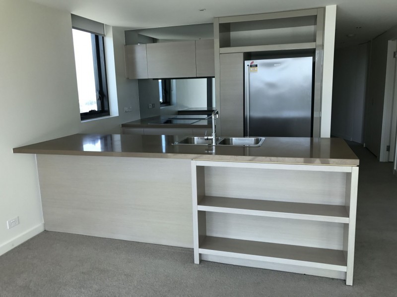 246/8 Waterside Place, Docklands VIC 3008