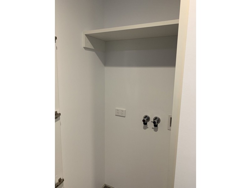 4217/160 Victoria street, Melbourne VIC 3000