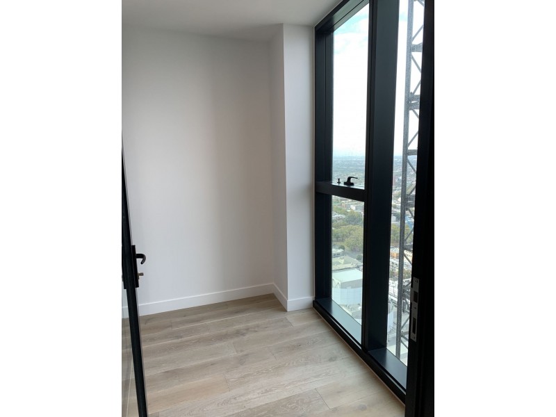 4217/160 Victoria street, Melbourne VIC 3000