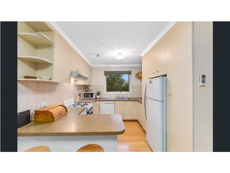 4 Robin Court, Keysborough VIC 3173