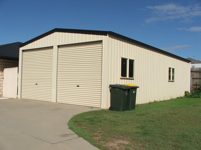 186 J Hickey Ave, Gladstone QLD 4680
