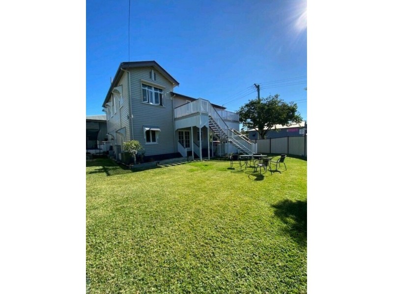 53 Frank St, Norman Park QLD 4170