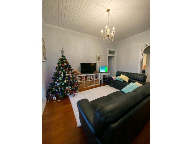 53 Frank St, Norman Park QLD 4170