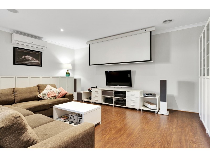 58 Dalray Crescent, Kurunjang VIC 3337