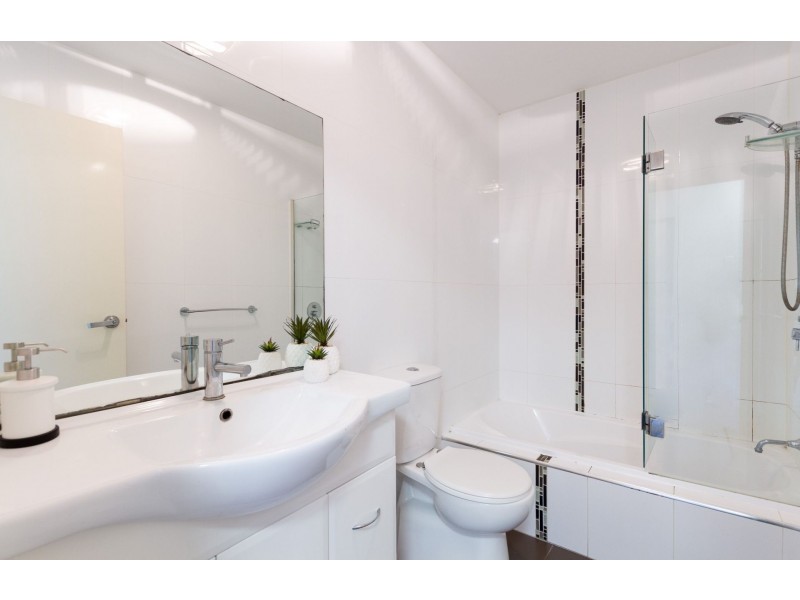 8/27-29 Herston Road, Kelvin Grove QLD 4059