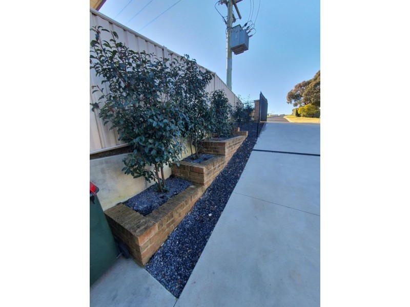 87 Kearneys Dr, Orange NSW 2800