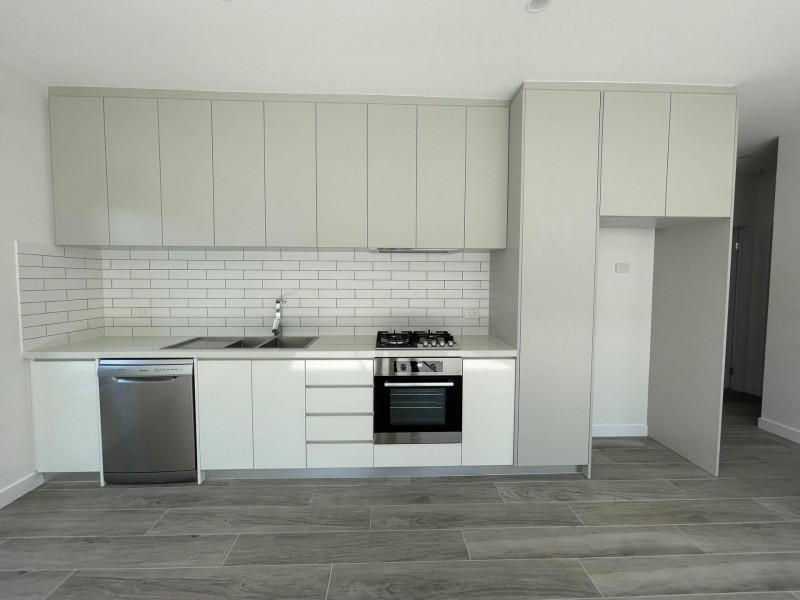 2/6 Birch Avenue, Tullamarine VIC 3043