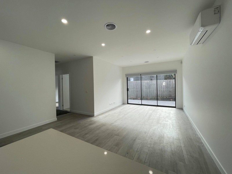 3/6 Birch Avenue, Tullamarine VIC 3043