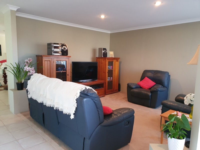 10 GILMORE STREET, Dalyellup WA 6230