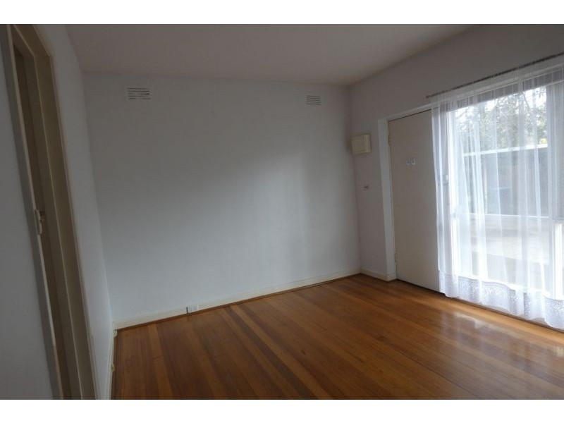 1/30 Oak Grove, Malvern East VIC 3145