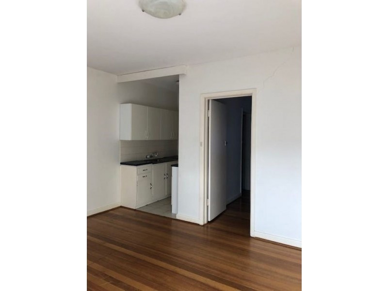 1/30 Oak Grove, Malvern East VIC 3145