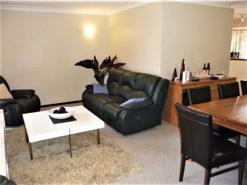 9 Carbridge Way, Duncraig WA 6023