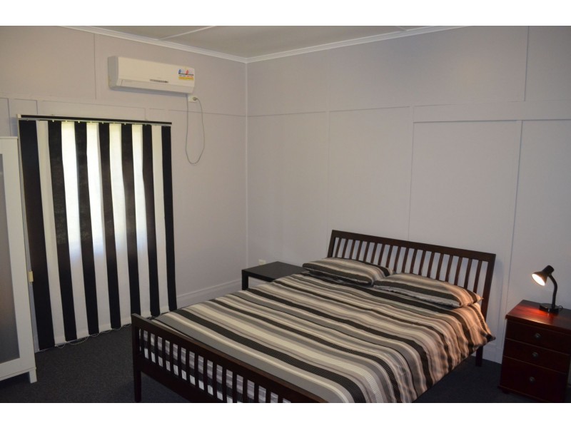 31 Kelman St, Taroom QLD 4420