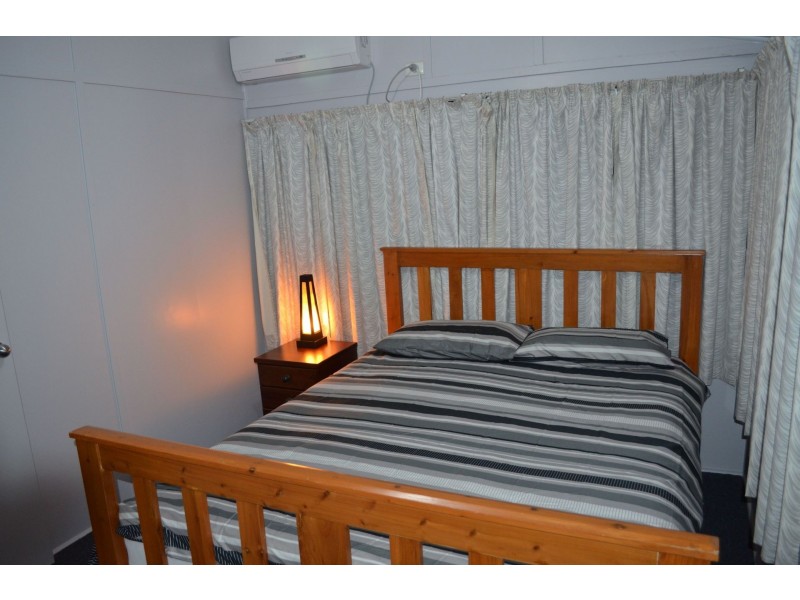 31 Kelman St, Taroom QLD 4420