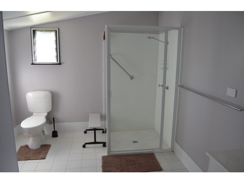 31 Kelman St, Taroom QLD 4420