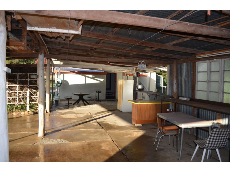 31 Kelman St, Taroom QLD 4420