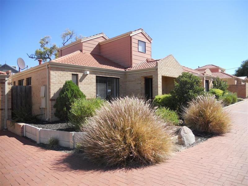 3/18-20  The Crescent, Redcliffe WA 6104