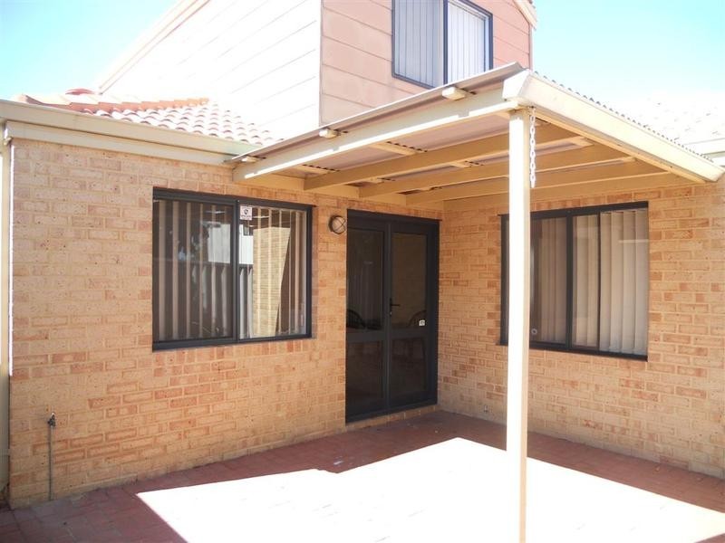 3/18-20  The Crescent, Redcliffe WA 6104