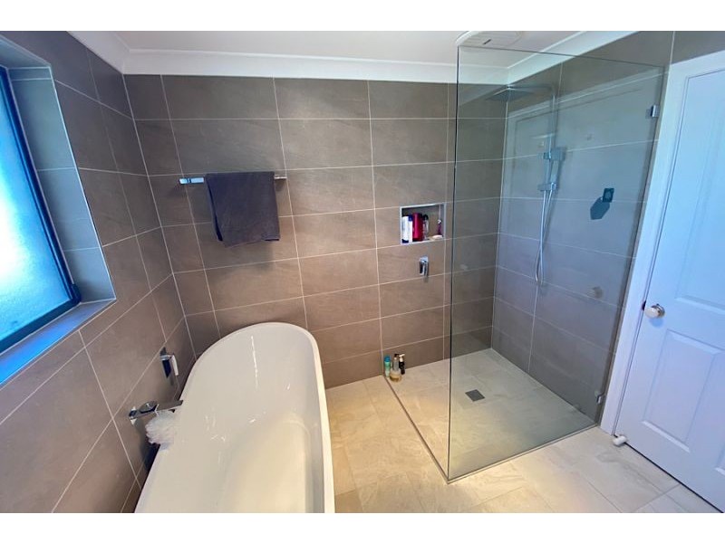 20 Dampier Court, Lake Cathie NSW 2445